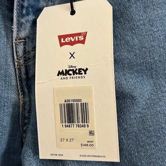 Levis x disney Minnie high rise boyfriend jeans - Picture 3 of 3